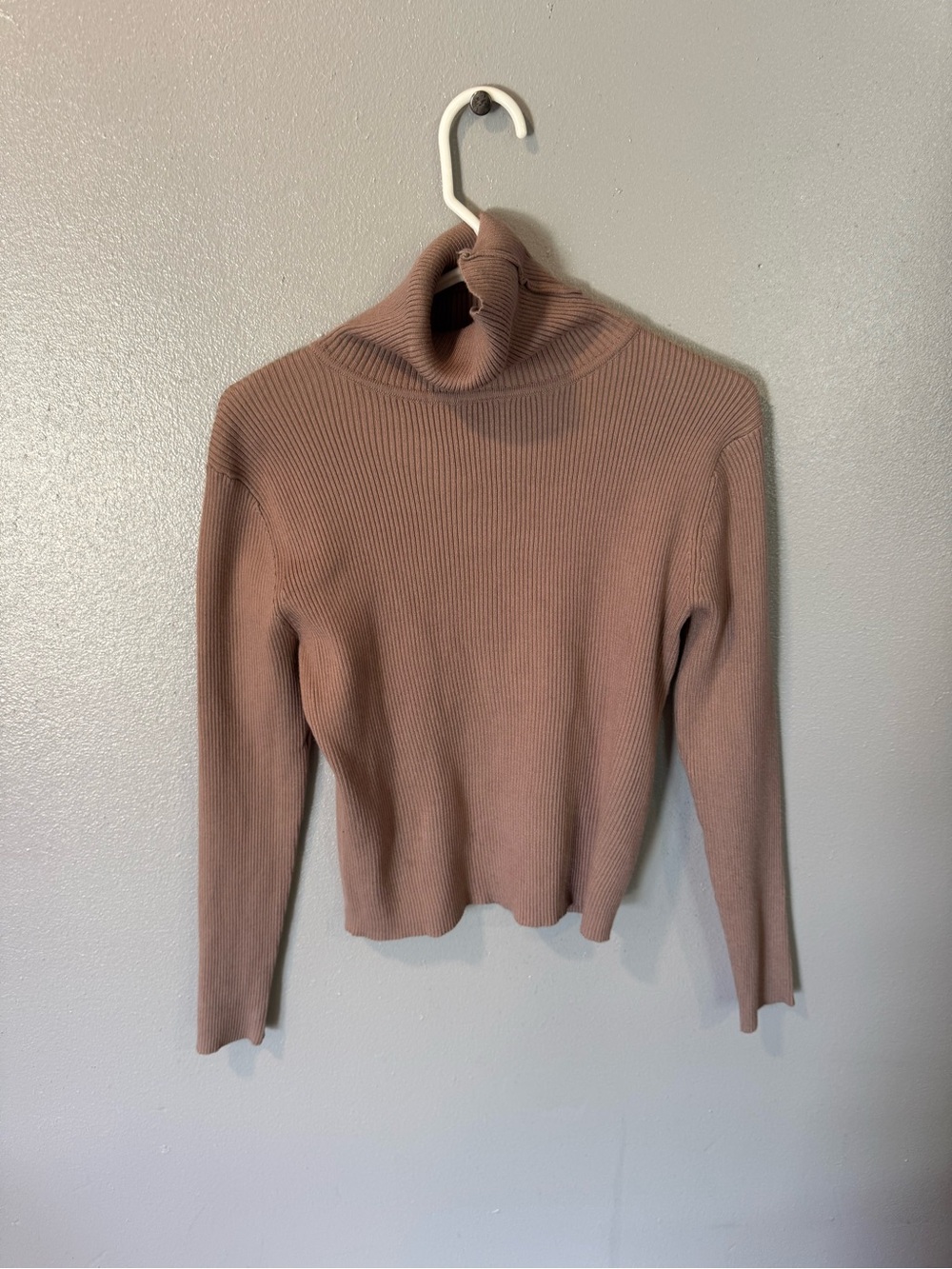 Cielo Ribbed Taupe Turtleneck Sweater